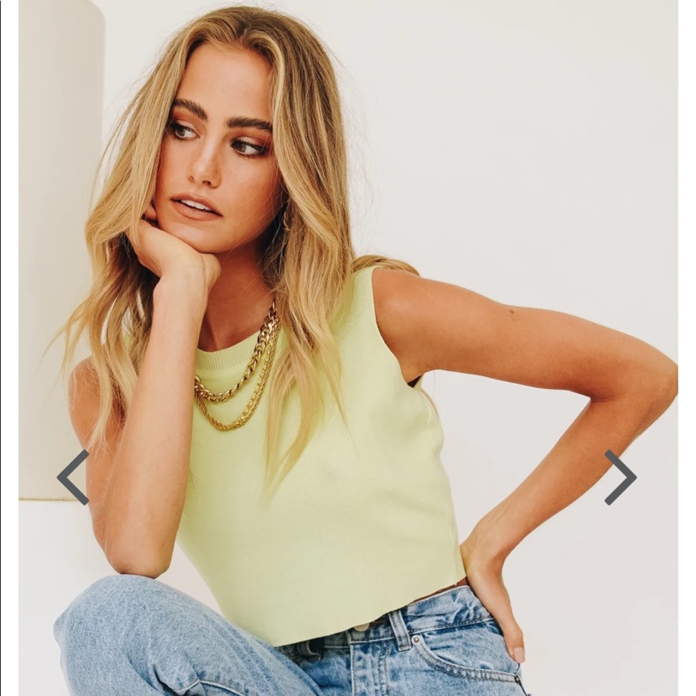 City Escape Top - Lime